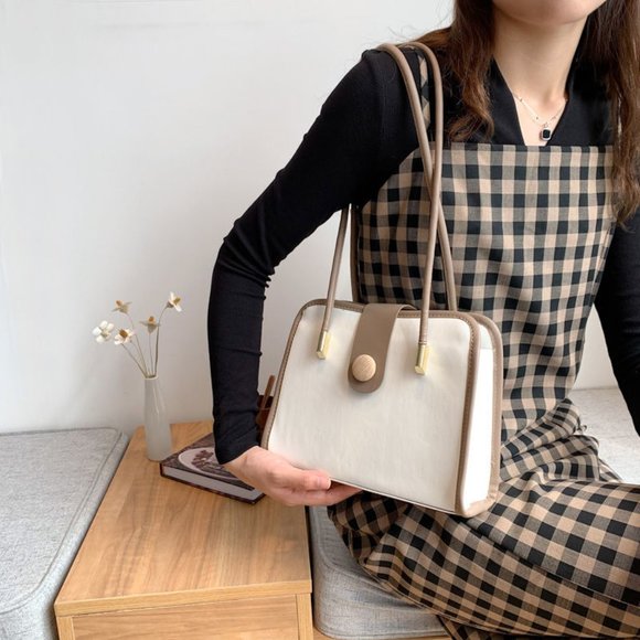 New Women\'s Bag 2022 New Summer Premium Sense This Year Popular Niche Design Sho